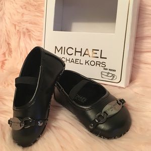 MICHAEL KORS monogram baby Mary-Janes SIZE 2